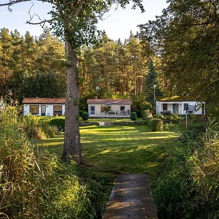 펜션 Ferienhaus-haus-am-see-mit-wassergrundstueck Lärz