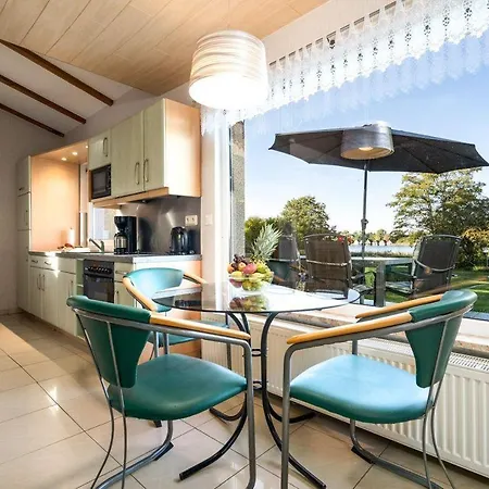 펜션 Ferienhaus-haus-am-see-mit-wassergrundstueck *