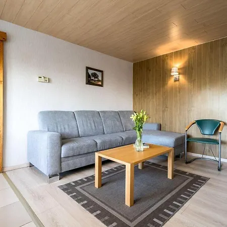 Prázdninový dům Ferienhaus-haus-am-see-mit-wassergrundstueck *
