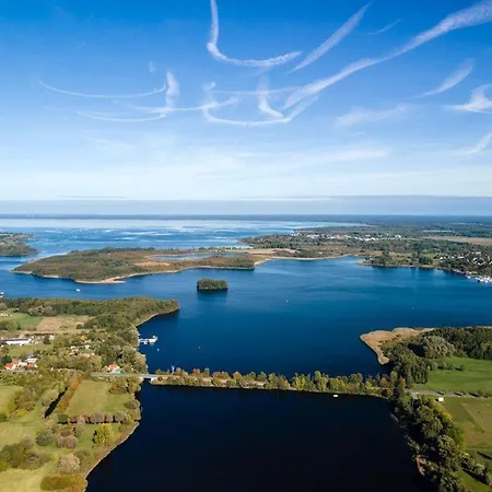 펜션 Ferienhaus-haus-am-see-mit-wassergrundstueck